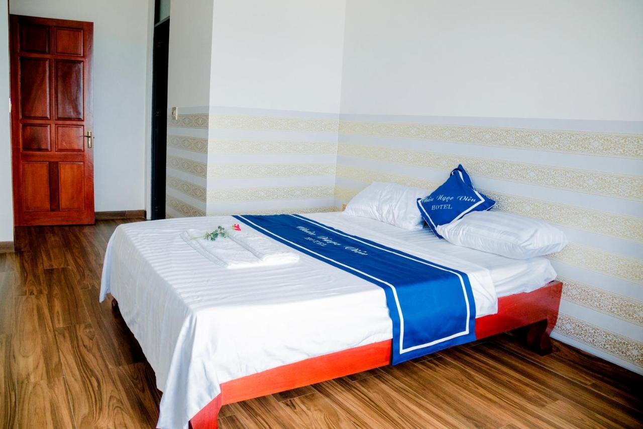 Chau Ngoc Vien Hotel - Bien My Khe - Quảng Ngãi Exteriör bild