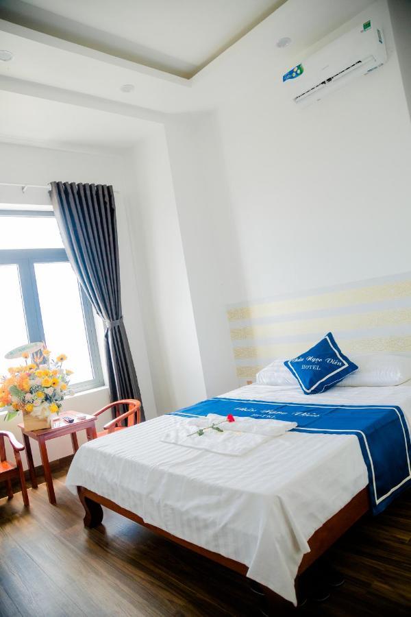 Chau Ngoc Vien Hotel - Bien My Khe - Quảng Ngãi Exteriör bild